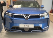 VinFast正式开始交付VF 3电动汽车
