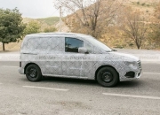 奔驰将推全新MPV T-Class谍照曝光最快2022年投产
