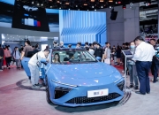 【盖世早报】比亚迪：聘任罗忠良、李巍为公司副总裁；张勇回应哪吒L交付延迟补偿