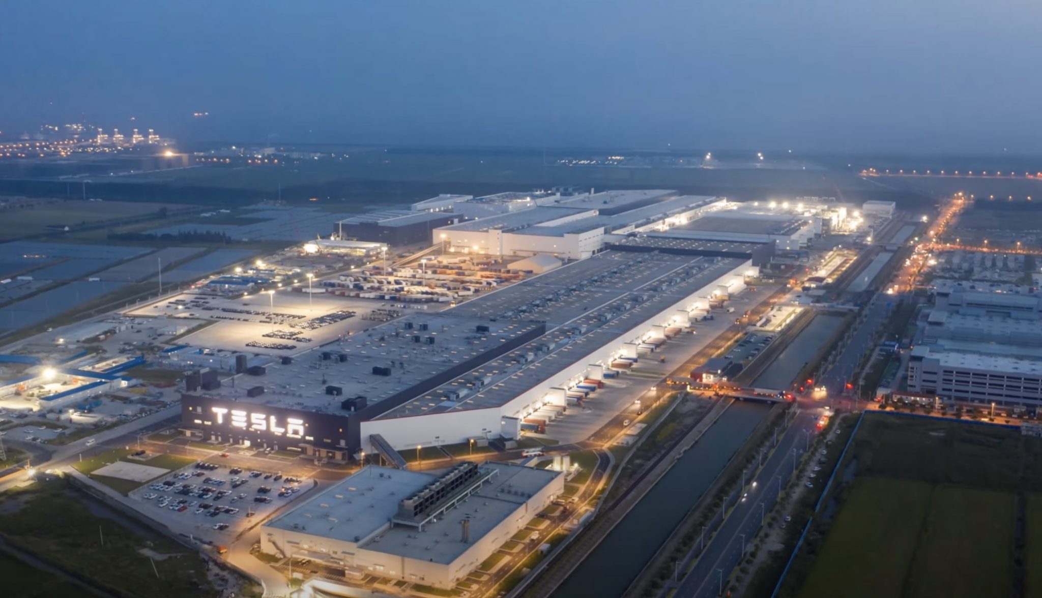 特斯拉德国工厂将停产一天