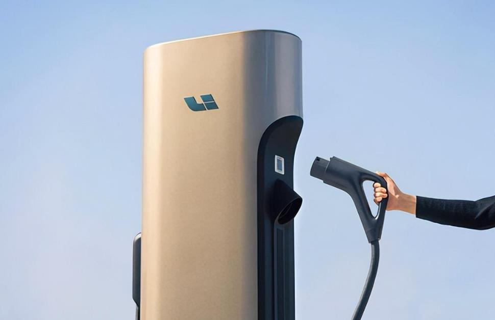 小鹏第1000座自营超充站建成,800kW液冷超快充站即将上线