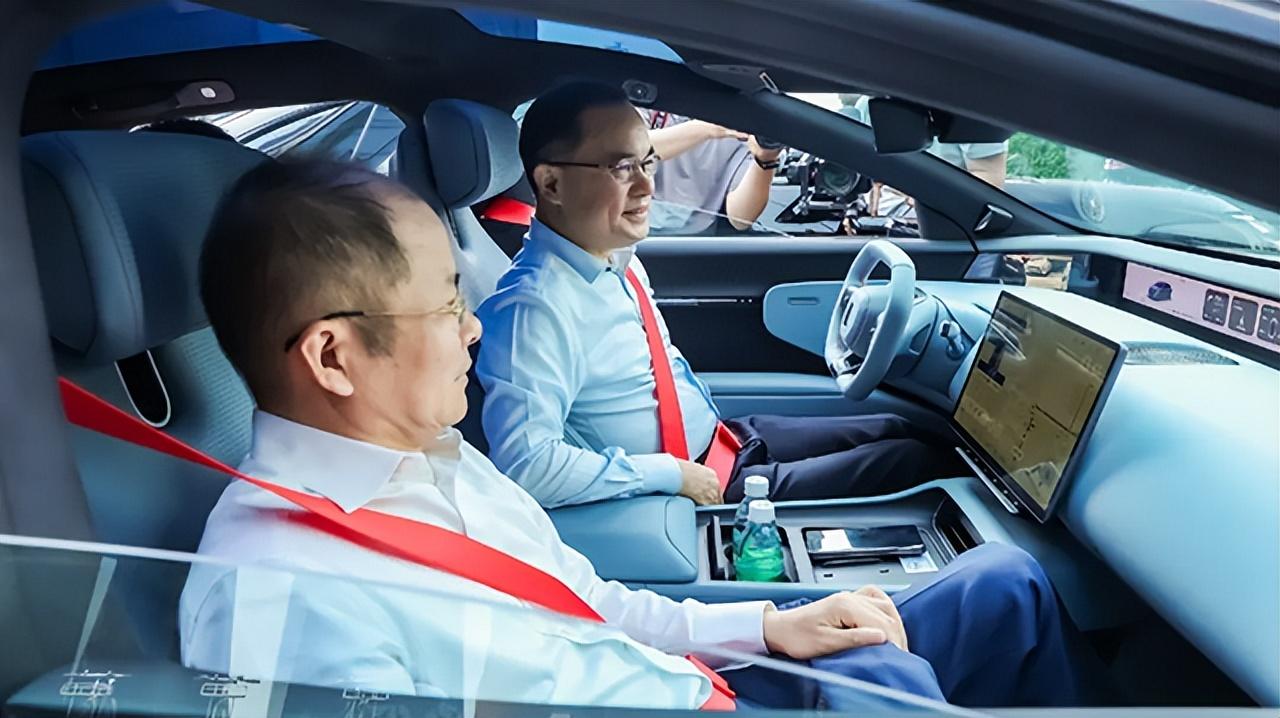 盖世周报 | 欧盟调整对华电动车关税;阿维塔成为引望第二大股东