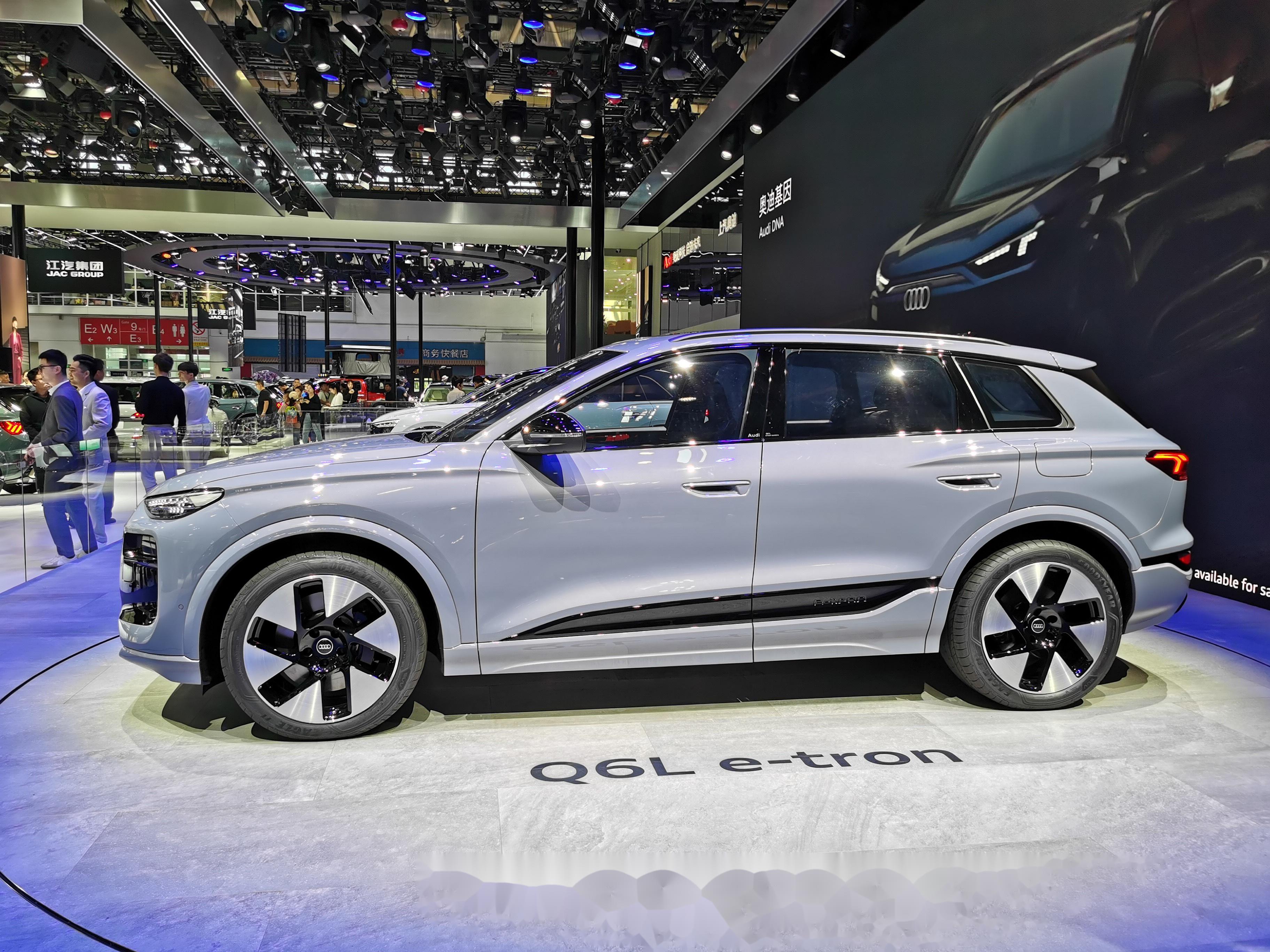 全新奥迪Q6 Sportback e-tron预告图发布