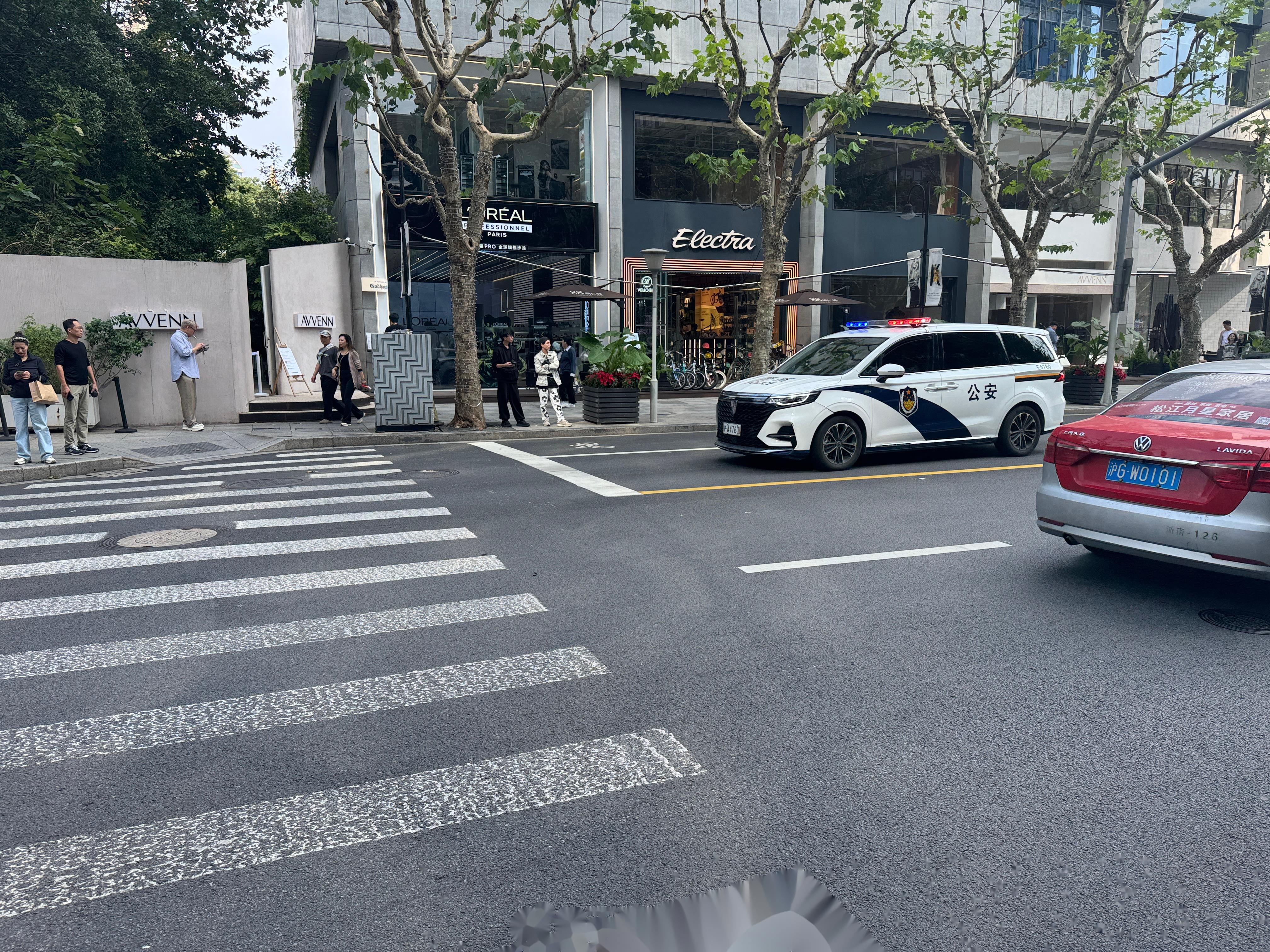 与荣威合并后,飞凡发生重大变更