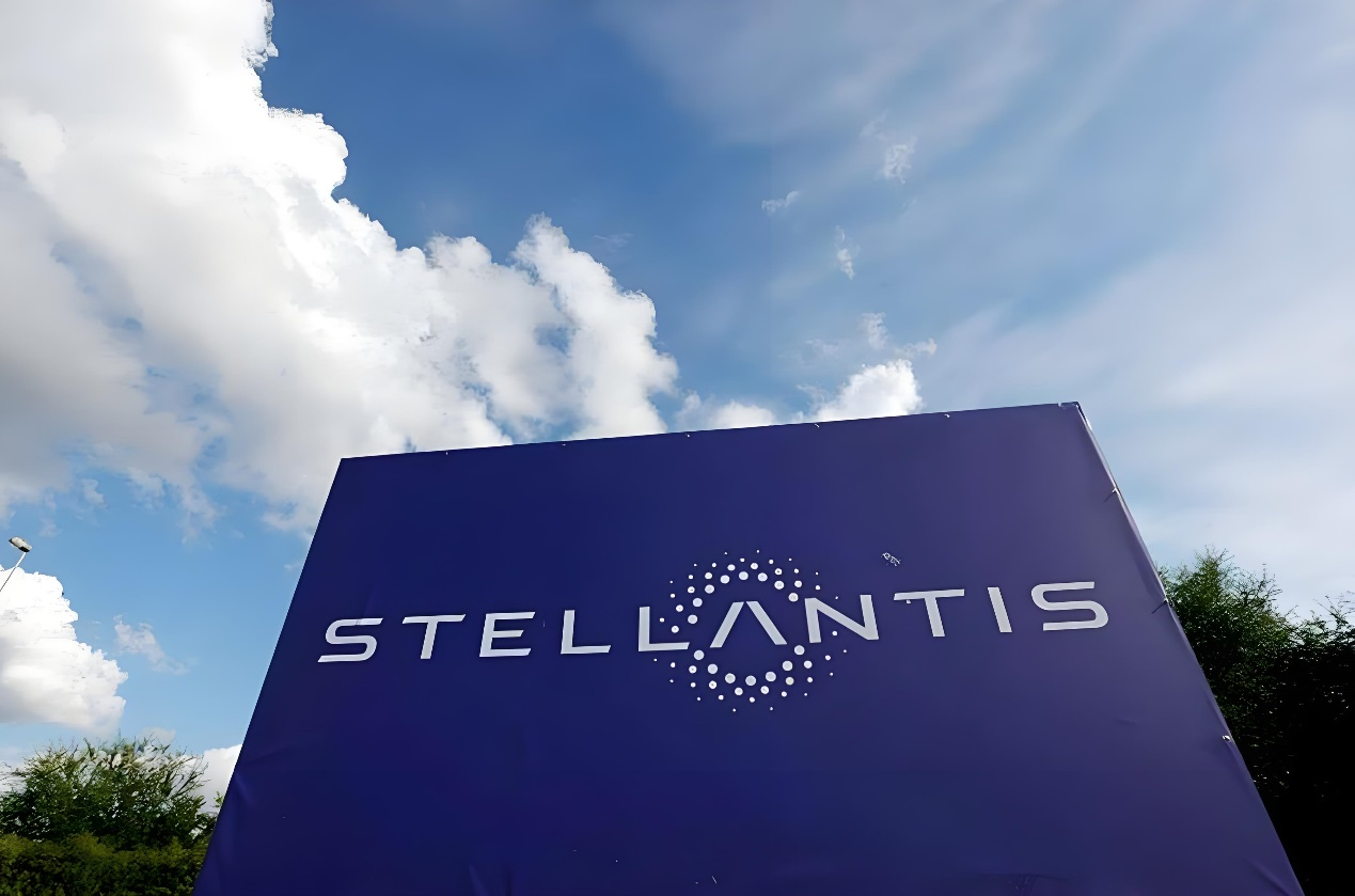 因与董事会和股东观点不和,Stellantis CEO提前辞职