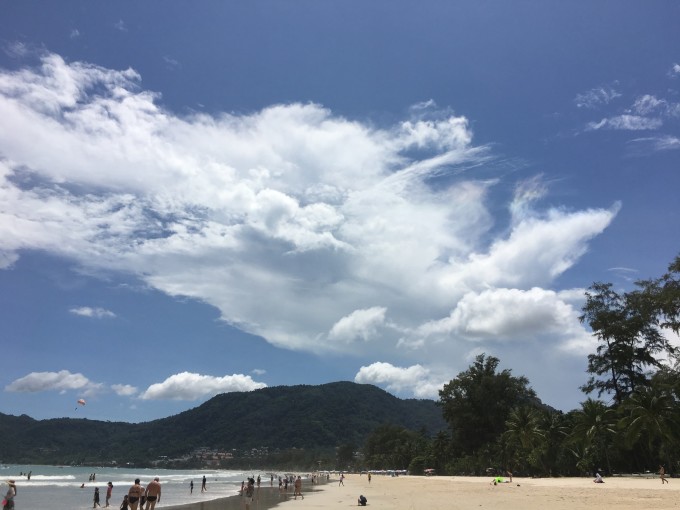 出海,理想终于上心了?