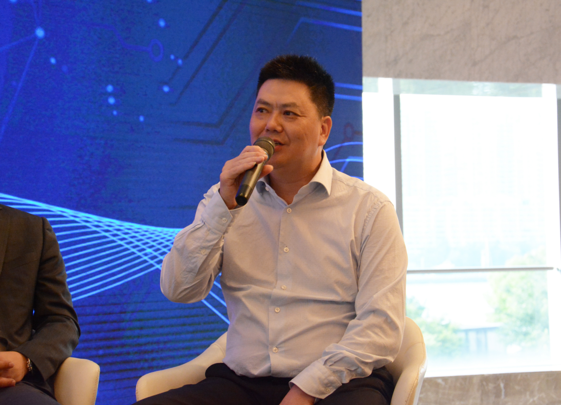 盖世汽车参与第二届智能车载光峰会,深度解析AR-HUD市场趋势,共探智能车载光未来