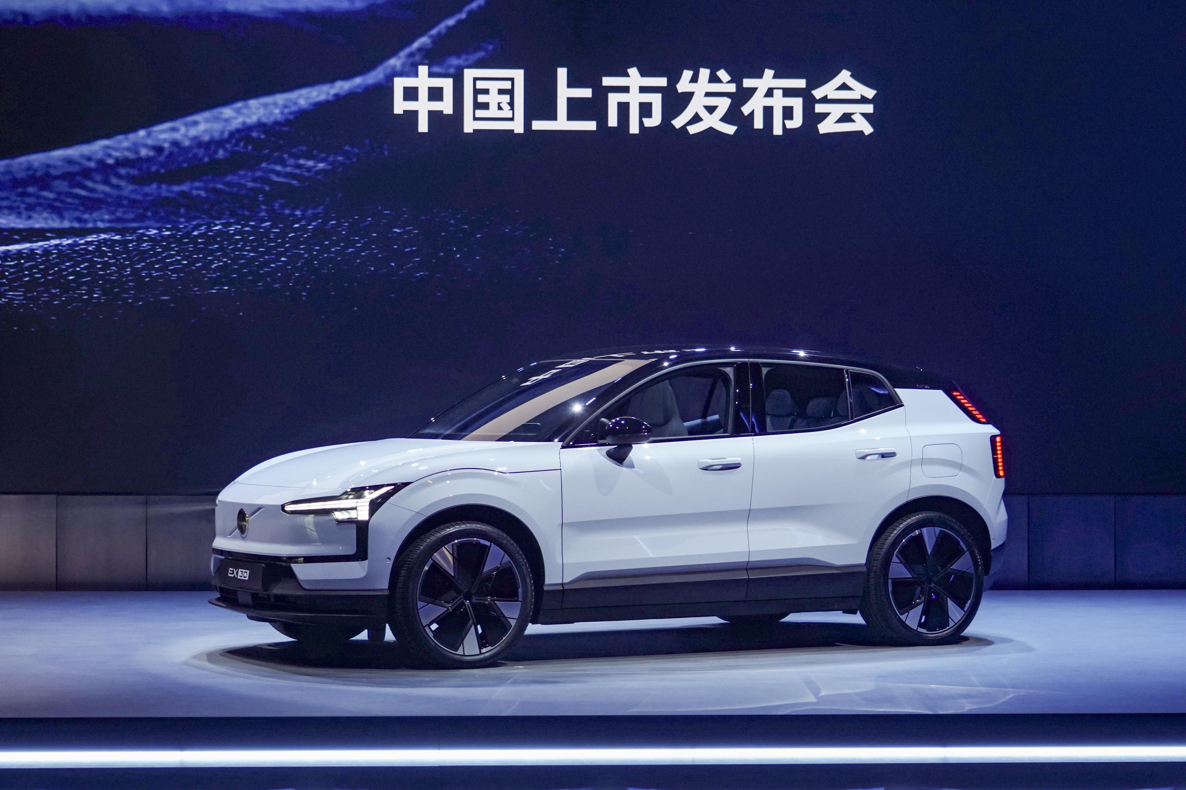 沃尔沃EX30 Cross Country官图 2025年上市