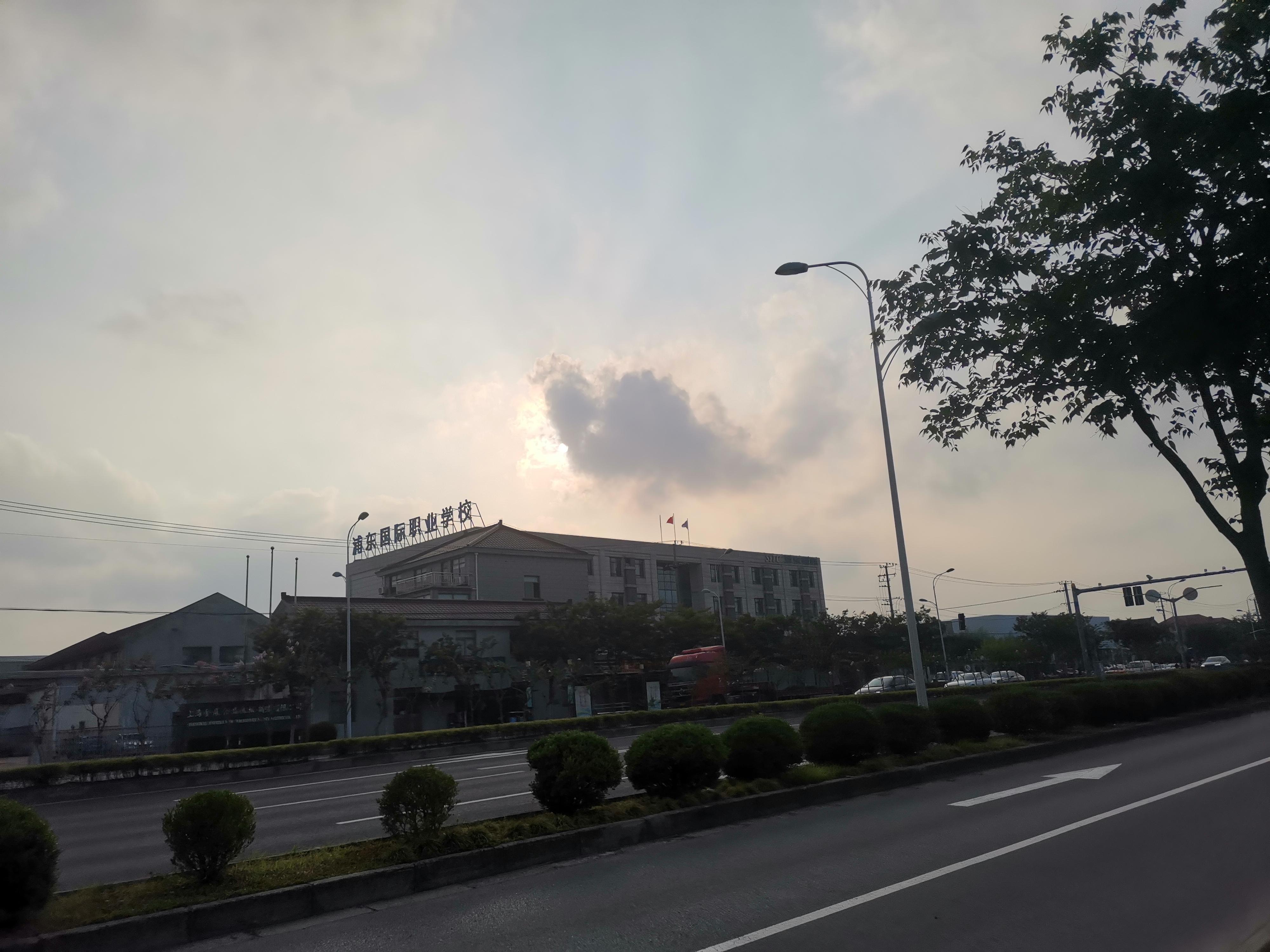 挺过“寒冬”的经销商们，在不安中迎接“春天”？