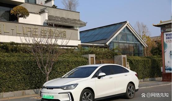 【盖世快讯】雷军两会建议：优化新能源汽车号牌设计；曝滴滴自动驾驶寻求融资
