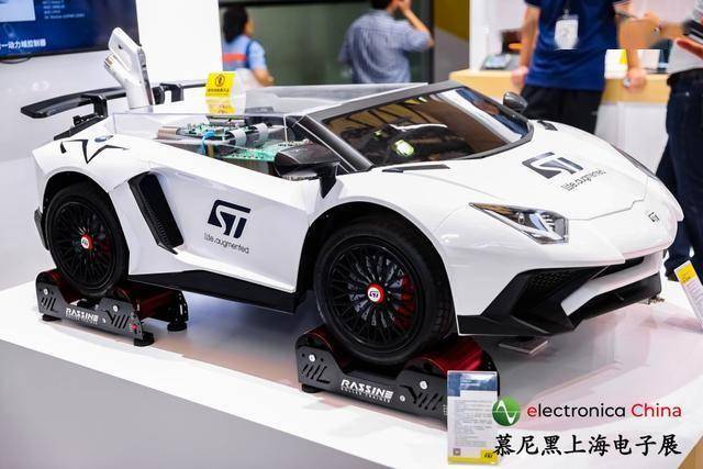 美国汽车业:在变革风暴中寻找新航向