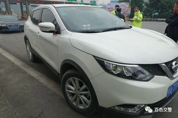 无人车撞车后逃逸?万亿赛道亟待破解“监管”困局