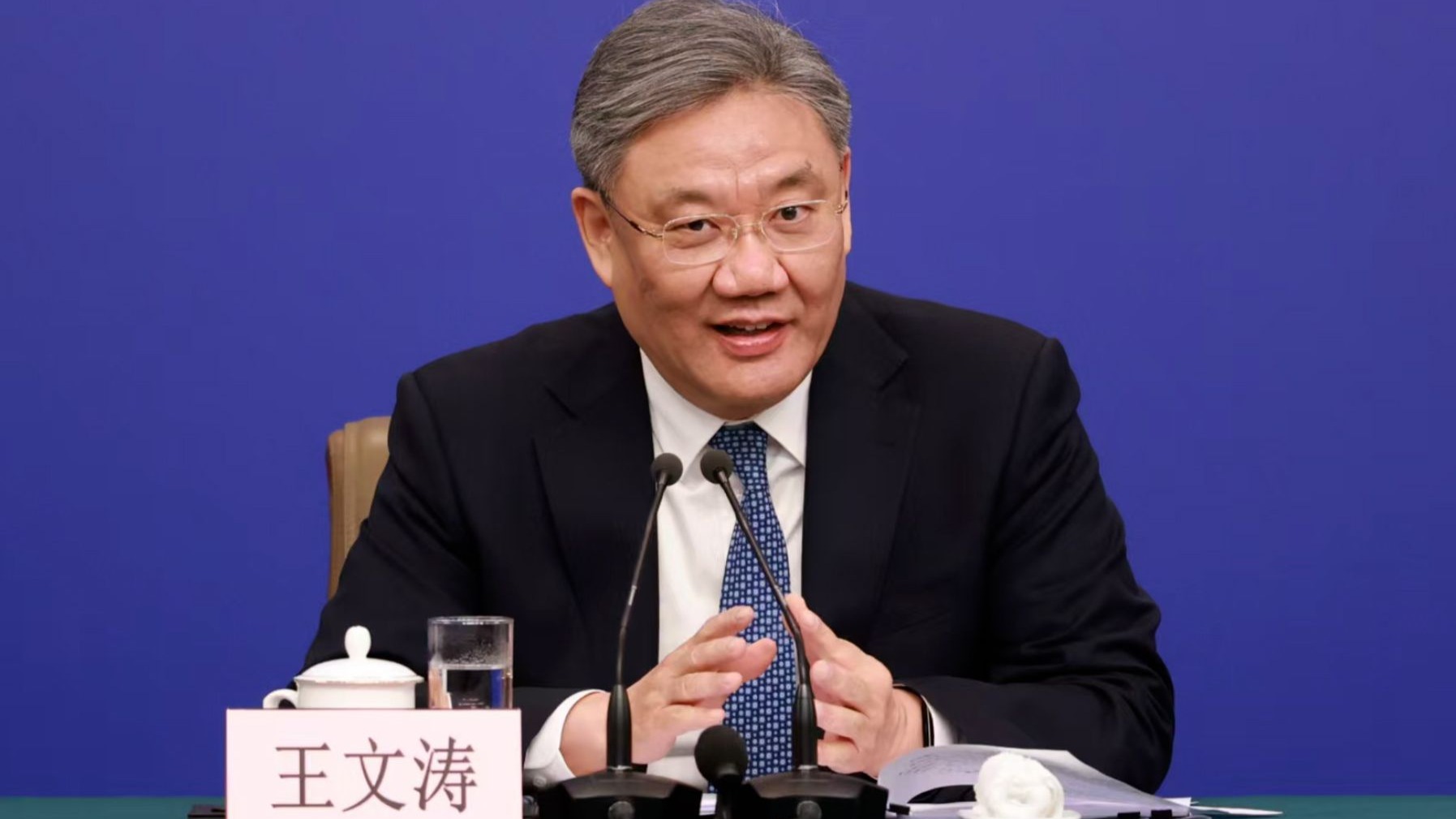 【盖世快讯】商务部回应美方加严限制中国芯片；安聪慧将出任吉利控股集团CEO